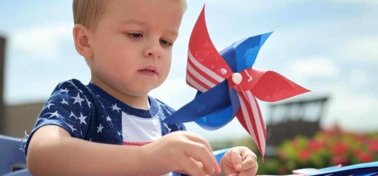 4th of July Crafts for Toddlers: Patriotic Play Ideas