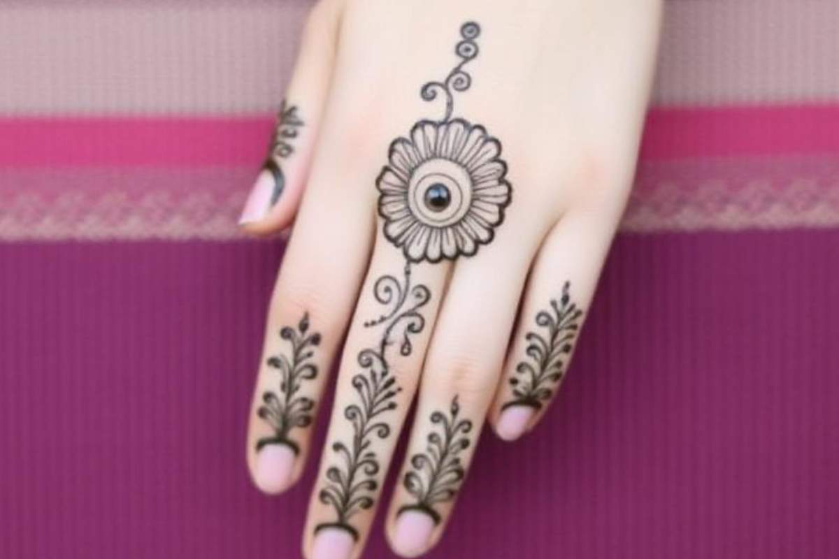 Simple Mehndi Back Hand Mehndi Design