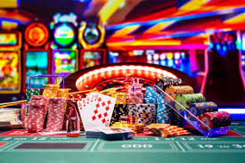 Understanding Social Casinos Fun, Community, and Gameplay